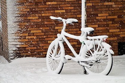 Fahrrad im Schnee